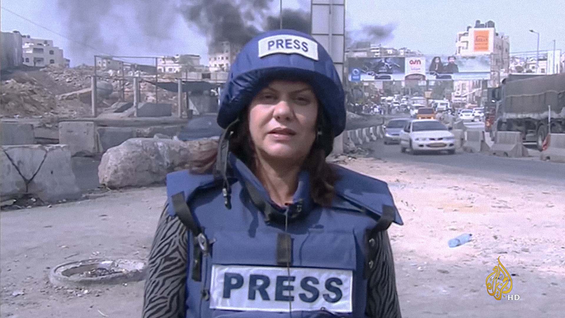 Israeli forces neutralise Palestinian journalist threatening to blow up public opinion with a press vest image