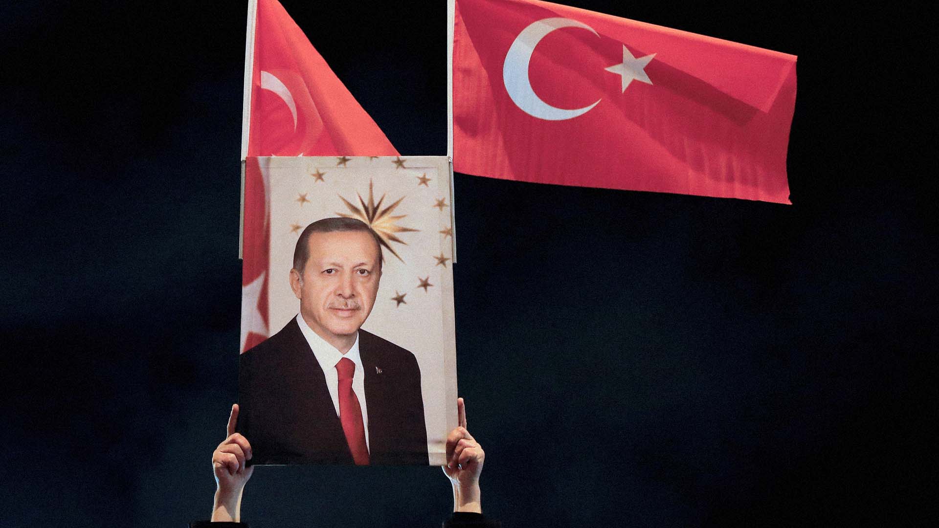 صورة الحدود تنشر خمسة أخبار كاذبة عن الانتخابات التركية تضمن تألقك في مجموعة العائلة على واتساب