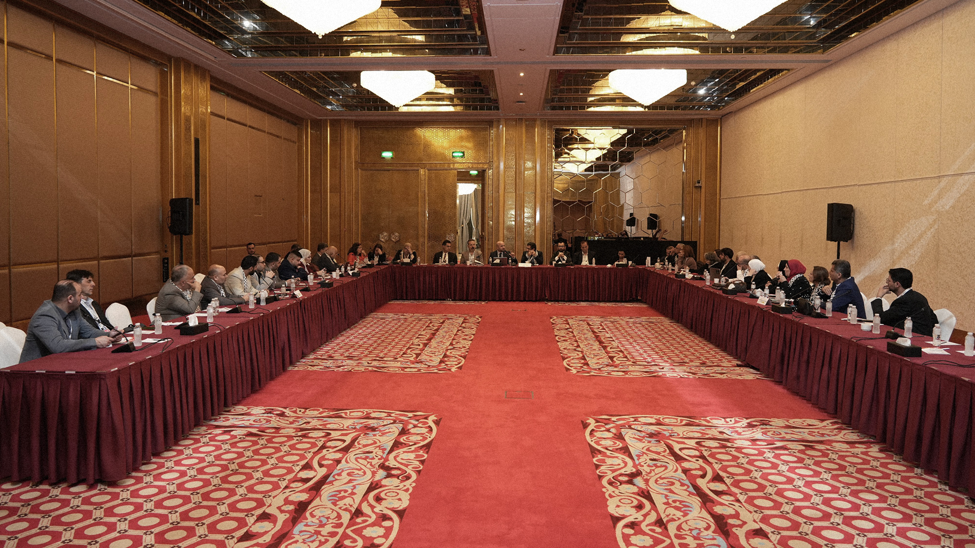 صورة بدء التجهيز لمؤتمر إعادة الاعتبار للمؤتمر الوطني الداعي لإعادة الاعتبار لمنظمة التحرير
