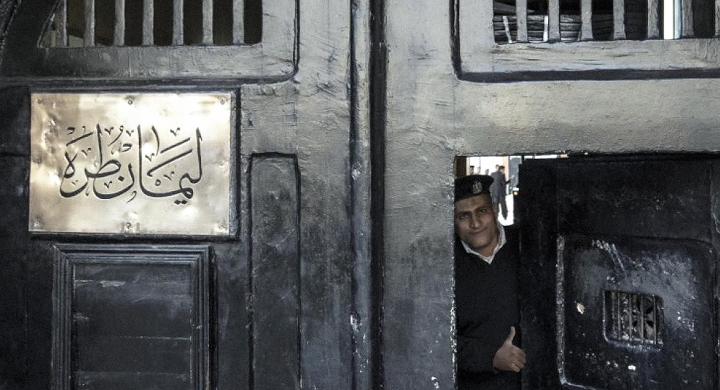 صورة الحظ يحالف السلطات المصرية مرة أخرى بمقتل معارض آخر في سجونها لأسباب طبية