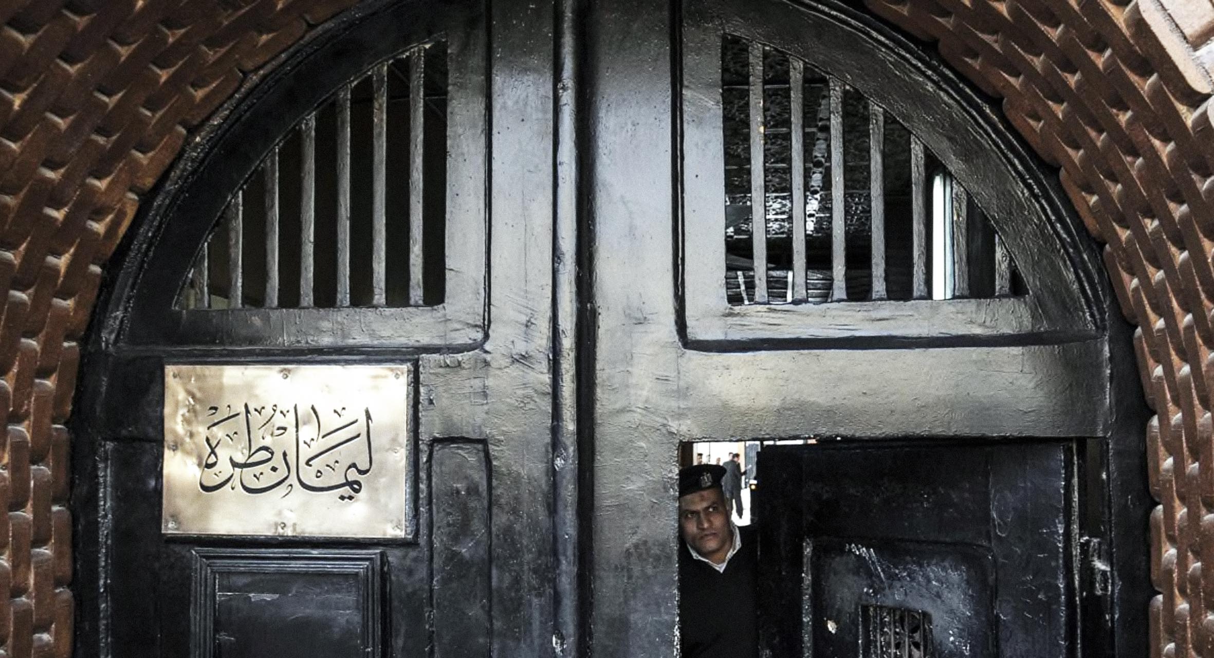 صورة السجون المصرية تطبق سياسة مناعة القطيع على نزلائها تمهيداً لذبحهم