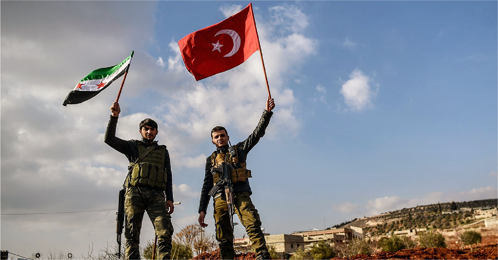 صورة تركيا تكافئ عناصر الجيش الحرّ بتأشيرات دخول إلى أراضي عفرين التركية تقديراً لجهودهم