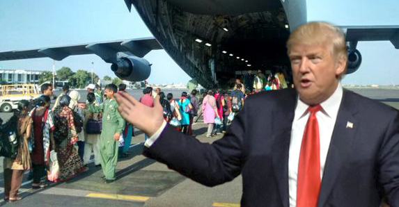 صورة ترامب يعد المسلمين بتأمين ممرات آمنه لخروجهم نحو المطارات