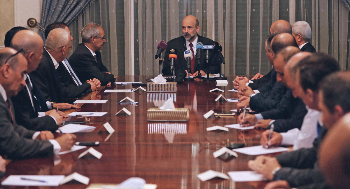 صورة الحكومة الأردنية تعيد تسجيل نفسها كمنظمة مجتمع مدني